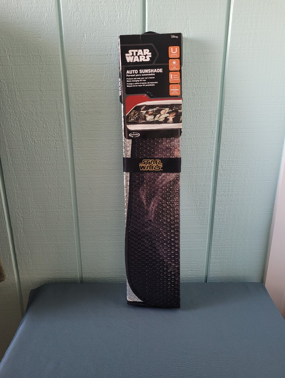 Star Wars Milennium Falcon Auto Window Windshield Sun Shade NIP